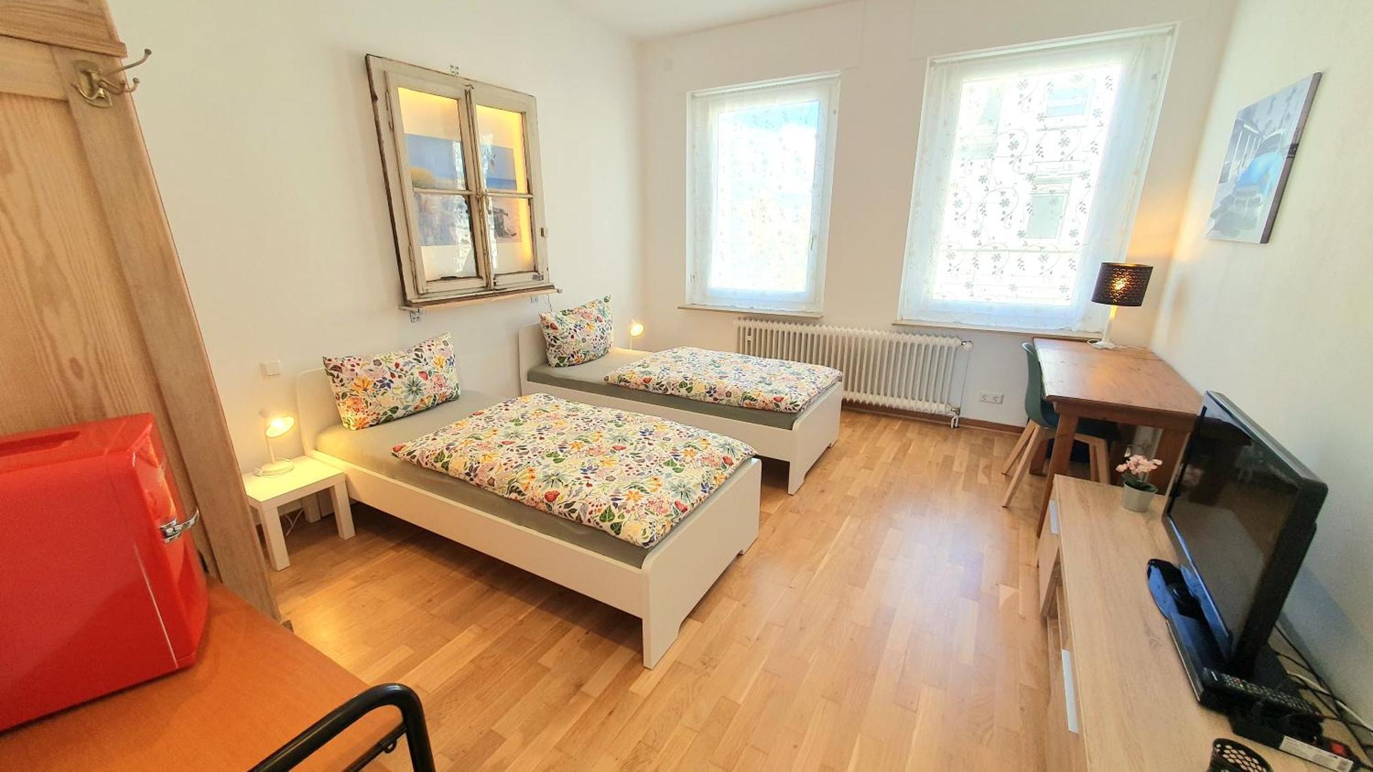 Frankes Sleep Inn, 4, 2, 1 Raumwohnungen, Sauna เฟลแบร์ท ภายนอก รูปภาพ